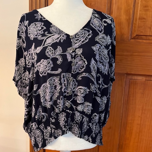 Maurices Tops - Maurices Floral Blouse